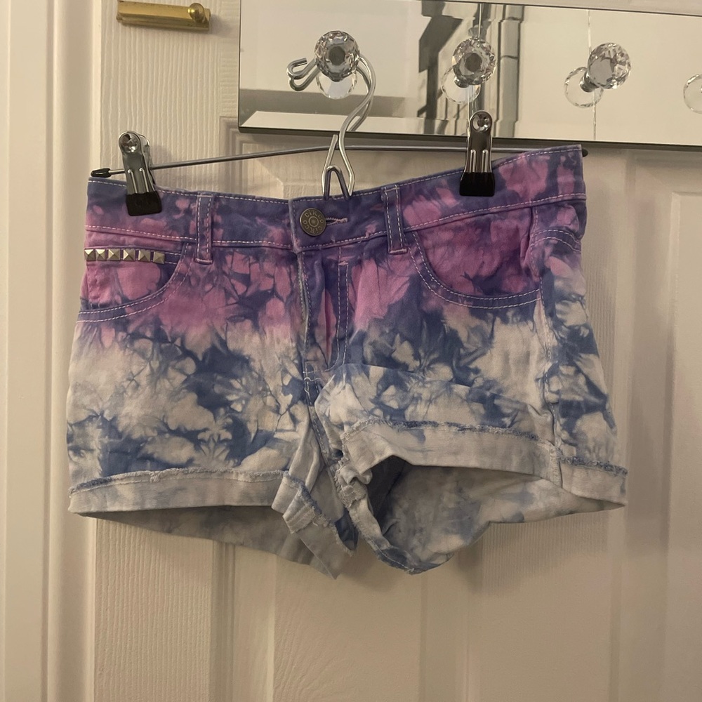 Circo Tie dye shorts